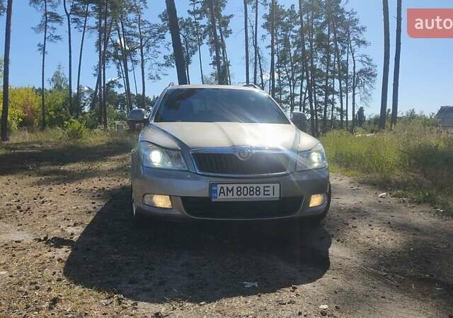 Серый Шкода Октавия, объемом двигателя 1.6 л и пробегом 264 тыс. км за 6999 $, фото 2 на Automoto.ua