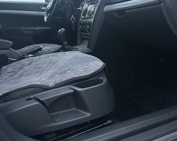 Серый Шкода Октавия, объемом двигателя 1.6 л и пробегом 211 тыс. км за 9449 $, фото 16 на Automoto.ua