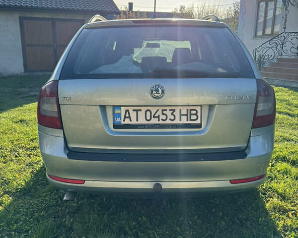 Серый Шкода Октавия, объемом двигателя 1.6 л и пробегом 311 тыс. км за 6400 $, фото 8 на Automoto.ua