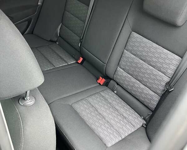 Серый Шкода Октавия, объемом двигателя 1.99 л и пробегом 234 тыс. км за 9800 $, фото 54 на Automoto.ua