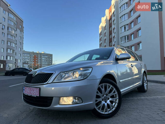 Серый Шкода Октавия, объемом двигателя 1.6 л и пробегом 230 тыс. км за 9199 $, фото 2 на Automoto.ua