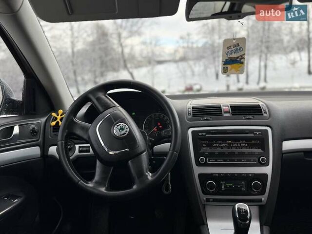 Сірий Шкода Октавія, об'ємом двигуна 1.6 л та пробігом 267 тис. км за 6700 $, фото 10 на Automoto.ua