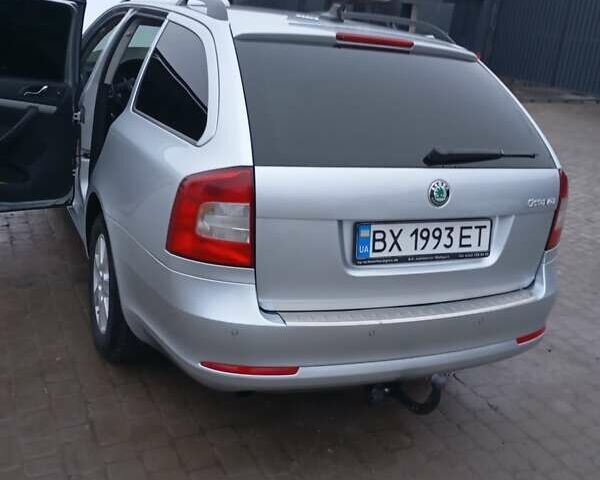 Серый Шкода Октавия, объемом двигателя 1.99 л и пробегом 300 тыс. км за 8300 $, фото 4 на Automoto.ua