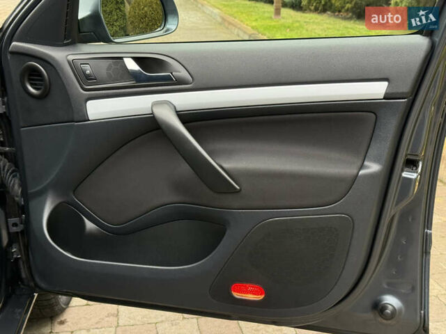 Серый Шкода Октавия, объемом двигателя 1.6 л и пробегом 248 тыс. км за 8350 $, фото 28 на Automoto.ua