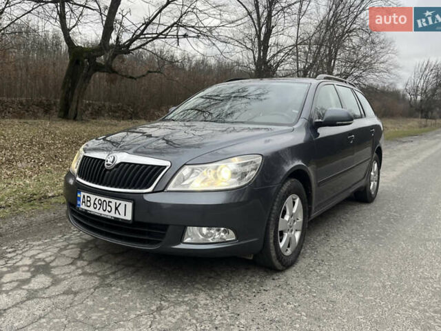 Серый Шкода Октавия, объемом двигателя 1.6 л и пробегом 306 тыс. км за 7800 $, фото 1 на Automoto.ua