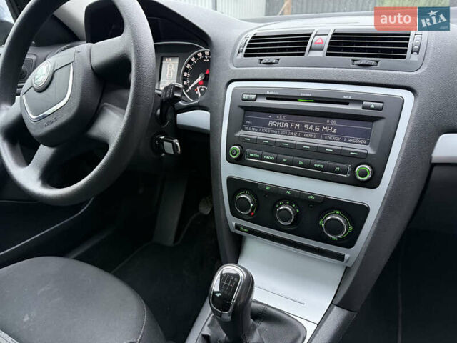 Серый Шкода Октавия, объемом двигателя 1.4 л и пробегом 194 тыс. км за 8300 $, фото 8 на Automoto.ua