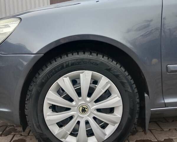 Сірий Шкода Октавія, об'ємом двигуна 1.6 л та пробігом 242 тис. км за 7750 $, фото 13 на Automoto.ua