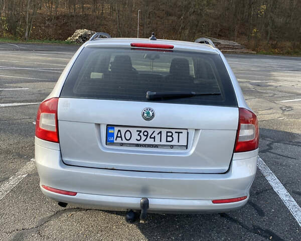 Серый Шкода Октавия, объемом двигателя 1.6 л и пробегом 304 тыс. км за 6800 $, фото 4 на Automoto.ua