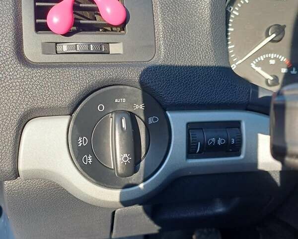Серый Шкода Октавия, объемом двигателя 1.6 л и пробегом 235 тыс. км за 8800 $, фото 64 на Automoto.ua