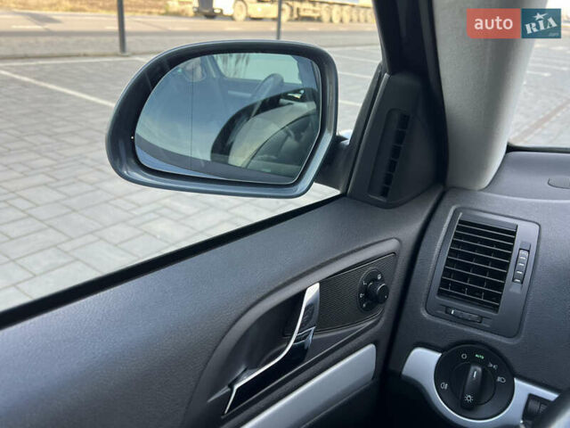 Серый Шкода Октавия, объемом двигателя 2 л и пробегом 211 тыс. км за 13200 $, фото 171 на Automoto.ua