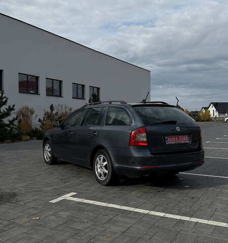 Сірий Шкода Октавія, об'ємом двигуна 1.8 л та пробігом 232 тис. км за 7300 $, фото 8 на Automoto.ua