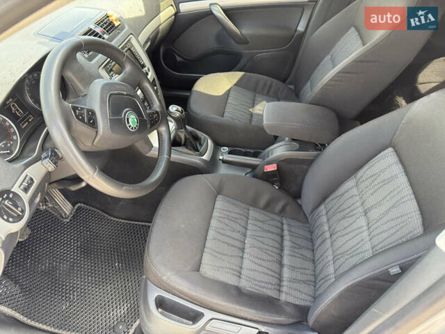 Серый Шкода Октавия, объемом двигателя 1.6 л и пробегом 344 тыс. км за 8700 $, фото 13 на Automoto.ua