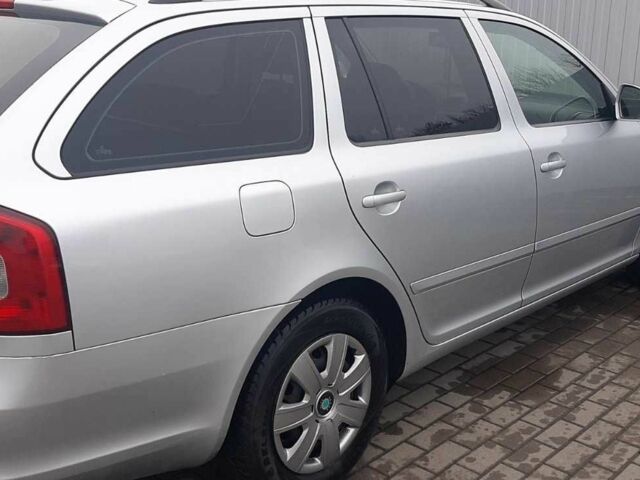 Серый Шкода Октавия, объемом двигателя 1.6 л и пробегом 235 тыс. км за 7400 $, фото 4 на Automoto.ua