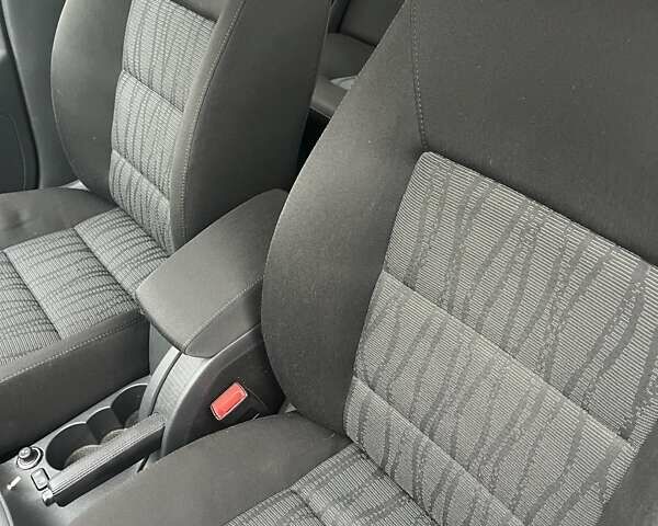 Сірий Шкода Октавія, об'ємом двигуна 2 л та пробігом 184 тис. км за 11300 $, фото 43 на Automoto.ua