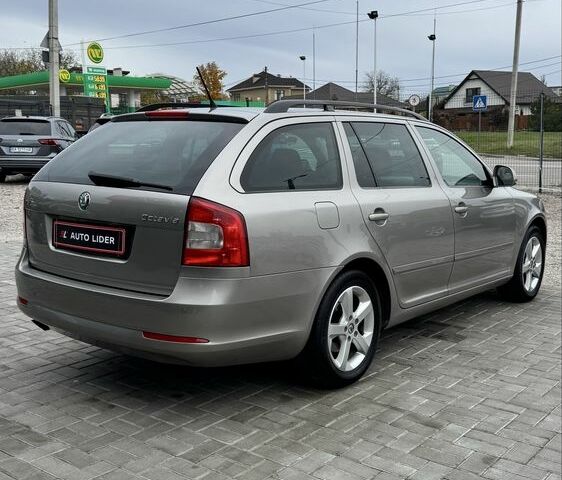 Шкода Октавія 2011 у Кропивницькому (Кіровограді) на Automoto.ua Сірий Шкода Октавія, об'ємом двигуна 1.8 л та пробігом 240 тис. км за 7900 $, фото 3 на Automoto.ua