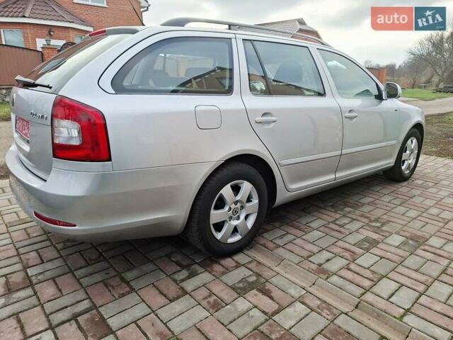 Серый Шкода Октавия, объемом двигателя 1.6 л и пробегом 194 тыс. км за 8350 $, фото 3 на Automoto.ua