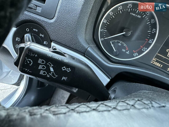 Серый Шкода Октавия, объемом двигателя 1.6 л и пробегом 230 тыс. км за 9199 $, фото 32 на Automoto.ua