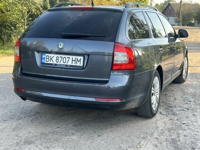 Серый Шкода Октавия, объемом двигателя 1.2 л и пробегом 272 тыс. км за 5650 $, фото 3 на Automoto.ua