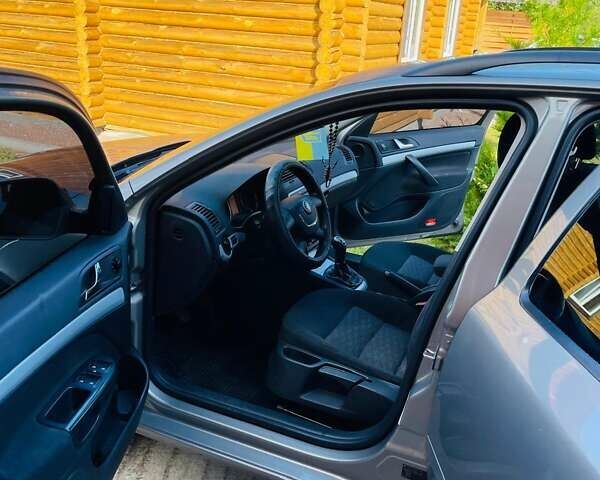Сірий Шкода Октавія, об'ємом двигуна 1.8 л та пробігом 218 тис. км за 8500 $, фото 7 на Automoto.ua