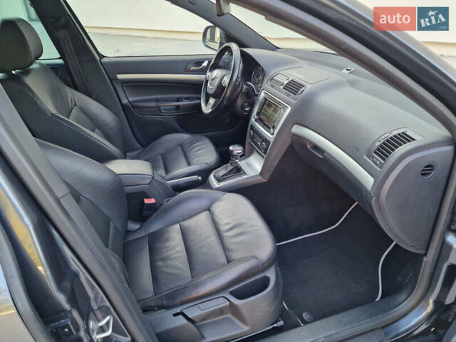 Серый Шкода Октавия, объемом двигателя 2 л и пробегом 217 тыс. км за 9500 $, фото 11 на Automoto.ua