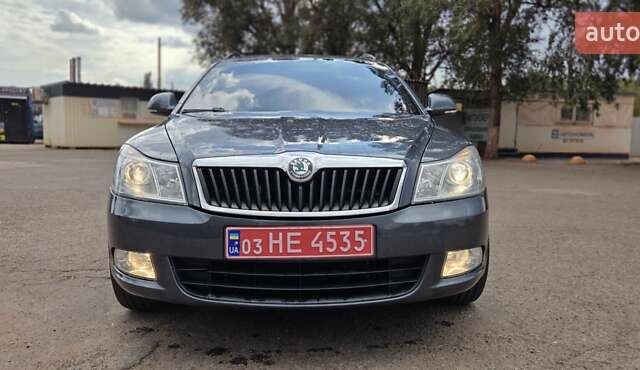 Серый Шкода Октавия, объемом двигателя 1.6 л и пробегом 194 тыс. км за 10500 $, фото 27 на Automoto.ua