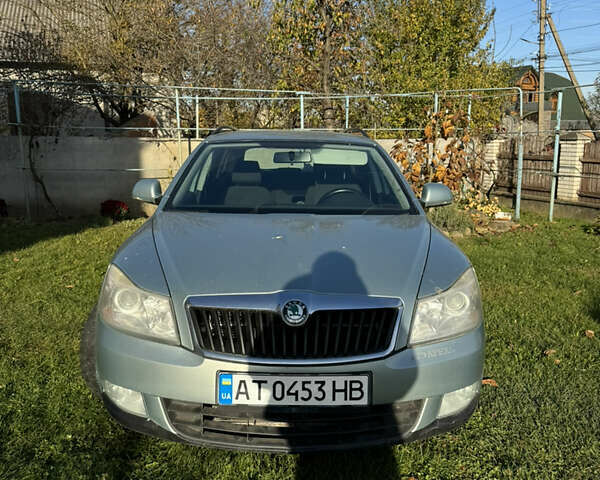 Серый Шкода Октавия, объемом двигателя 1.6 л и пробегом 311 тыс. км за 6400 $, фото 2 на Automoto.ua