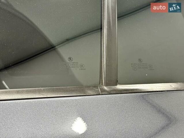 Серый Шкода Октавия, объемом двигателя 2 л и пробегом 217 тыс. км за 10750 $, фото 35 на Automoto.ua