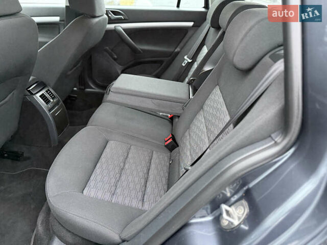 Серый Шкода Октавия, объемом двигателя 1.6 л и пробегом 196 тыс. км за 9850 $, фото 17 на Automoto.ua