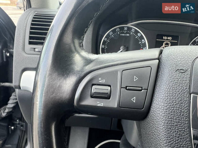 Серый Шкода Октавия, объемом двигателя 2 л и пробегом 211 тыс. км за 13200 $, фото 72 на Automoto.ua