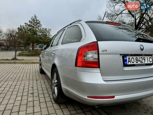 Сірий Шкода Октавія, об'ємом двигуна 1.6 л та пробігом 181 тис. км за 8799 $, фото 3 на Automoto.ua