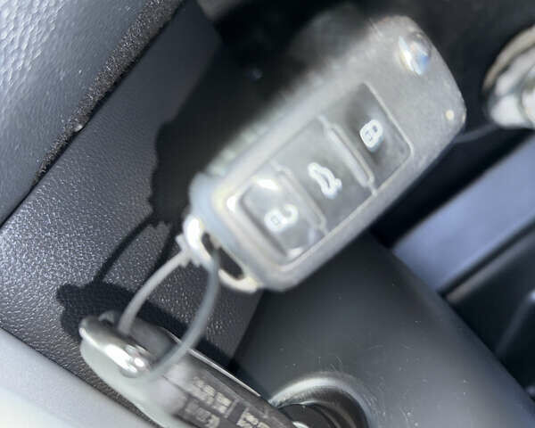 Серый Шкода Октавия, объемом двигателя 1.6 л и пробегом 196 тыс. км за 9850 $, фото 37 на Automoto.ua