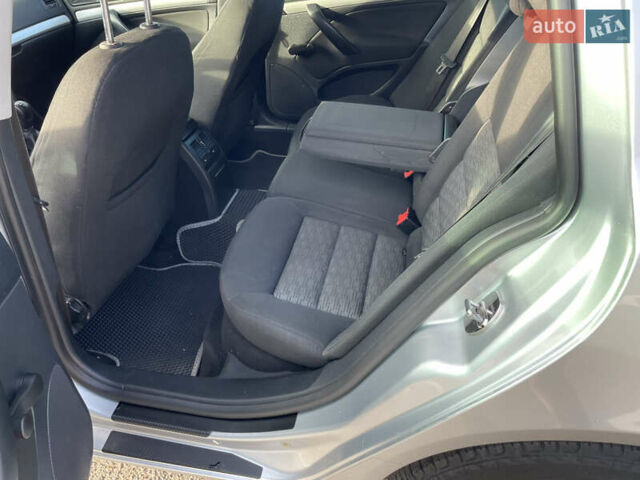 Серый Шкода Октавия, объемом двигателя 1.6 л и пробегом 295 тыс. км за 6800 $, фото 12 на Automoto.ua