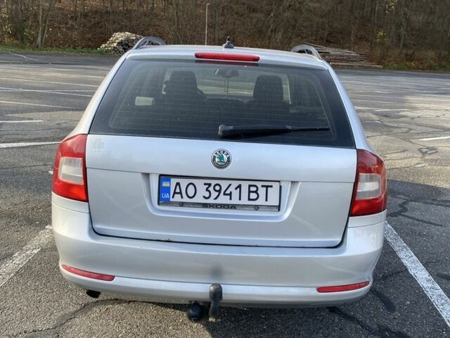 Серый Шкода Октавия, объемом двигателя 1.6 л и пробегом 304 тыс. км за 6800 $, фото 3 на Automoto.ua