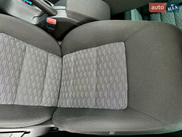 Сірий Шкода Октавія, об'ємом двигуна 1.6 л та пробігом 181 тис. км за 8799 $, фото 10 на Automoto.ua