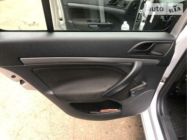 Шкода Октавія 2011 у Чернівцях на Automoto.ua Сірий Шкода Октавія, об'ємом двигуна 1.6 л та пробігом 301 тис. км за 4900 $, фото 11 на Automoto.ua