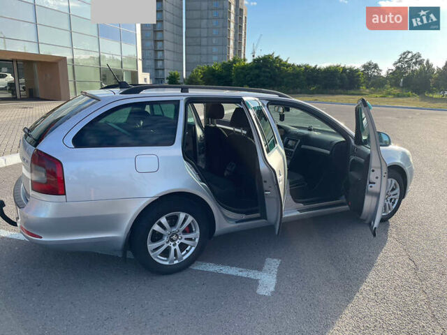 Серый Шкода Октавия, объемом двигателя 1.6 л и пробегом 295 тыс. км за 6800 $, фото 10 на Automoto.ua