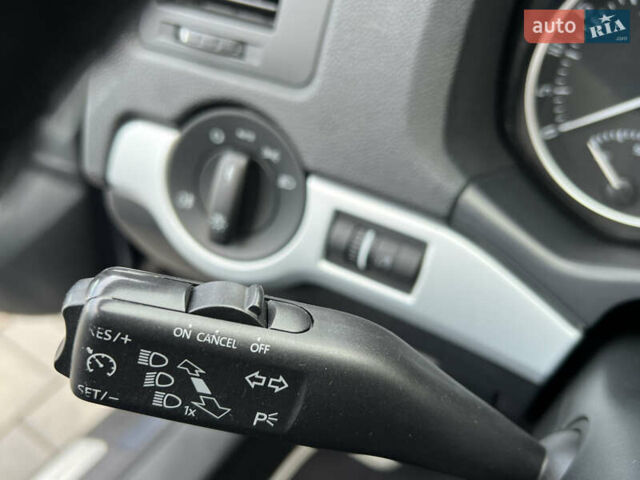 Серый Шкода Октавия, объемом двигателя 2 л и пробегом 211 тыс. км за 13200 $, фото 77 на Automoto.ua