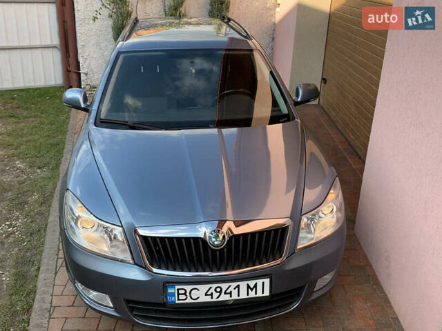 Сірий Шкода Октавія, об'ємом двигуна 1.39 л та пробігом 159 тис. км за 7999 $, фото 2 на Automoto.ua