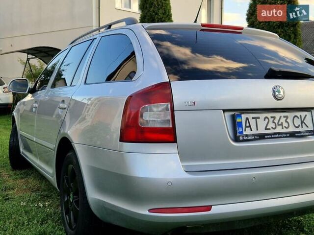 Шкода Октавия 2011 в Калуше на Automoto.ua Серый Шкода Октавия, объемом двигателя 1.97 л и пробегом 300 тыс. км за 8000 $, фото 7 на Automoto.ua