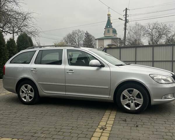 Сірий Шкода Октавія, об'ємом двигуна 2 л та пробігом 184 тис. км за 11300 $, фото 6 на Automoto.ua