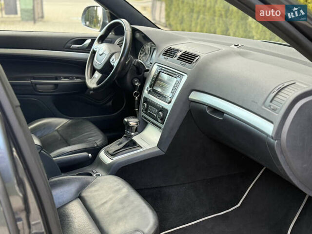 Серый Шкода Октавия, объемом двигателя 2 л и пробегом 230 тыс. км за 9499 $, фото 55 на Automoto.ua