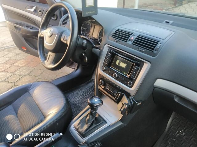 Сірий Шкода Октавія, об'ємом двигуна 0 л та пробігом 250 тис. км за 8500 $, фото 10 на Automoto.ua