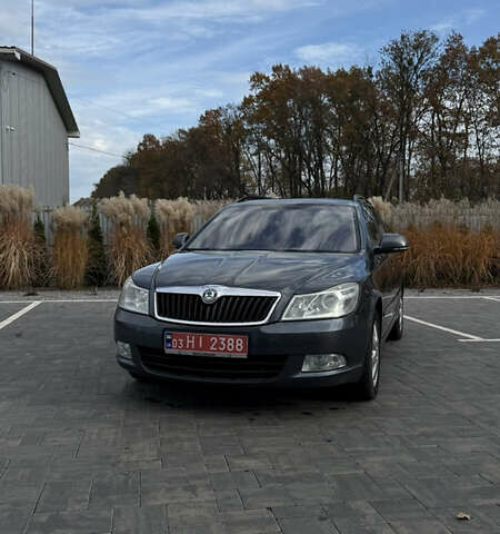 Сірий Шкода Октавія, об'ємом двигуна 1.8 л та пробігом 232 тис. км за 7300 $, фото 1 на Automoto.ua
