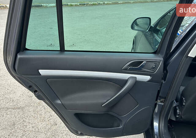 Серый Шкода Октавия, объемом двигателя 1.2 л и пробегом 209 тыс. км за 6200 $, фото 16 на Automoto.ua