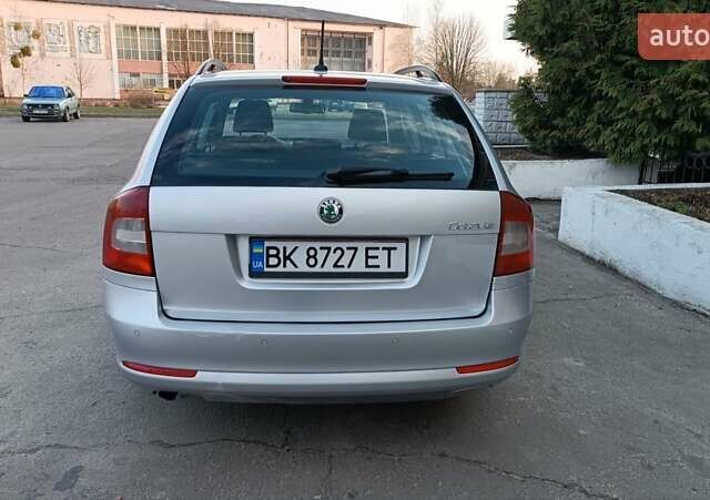 Серый Шкода Октавия, объемом двигателя 1.6 л и пробегом 308 тыс. км за 6650 $, фото 7 на Automoto.ua