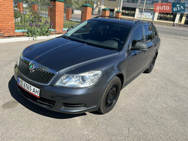 Серый Шкода Октавия, объемом двигателя 1.39 л и пробегом 158 тыс. км за 8200 $, фото 5 на Automoto.ua