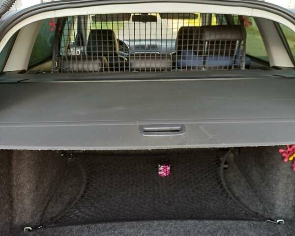 Серый Шкода Октавия, объемом двигателя 1.6 л и пробегом 235 тыс. км за 8800 $, фото 44 на Automoto.ua