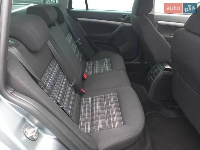 Сірий Шкода Октавія, об'ємом двигуна 1.6 л та пробігом 242 тис. км за 9750 $, фото 10 на Automoto.ua