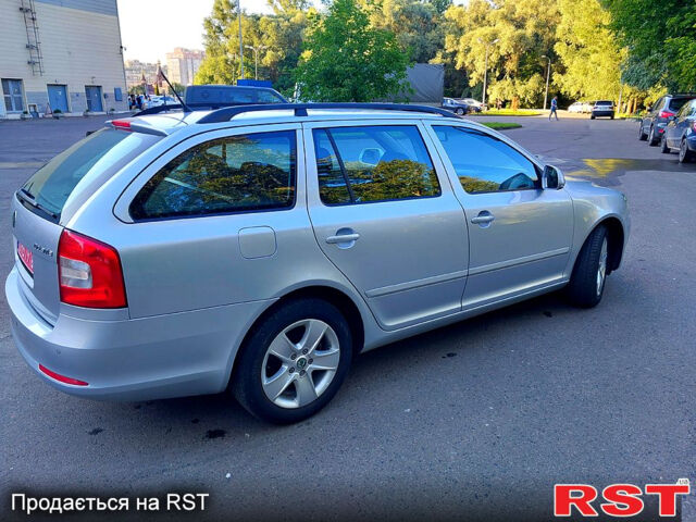 Серый Шкода Октавия, объемом двигателя 1.8 л и пробегом 177 тыс. км за 8700 $, фото 5 на Automoto.ua