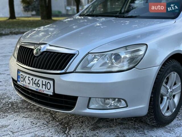 Сірий Шкода Октавія, об'ємом двигуна 1.6 л та пробігом 299 тис. км за 6450 $, фото 5 на Automoto.ua